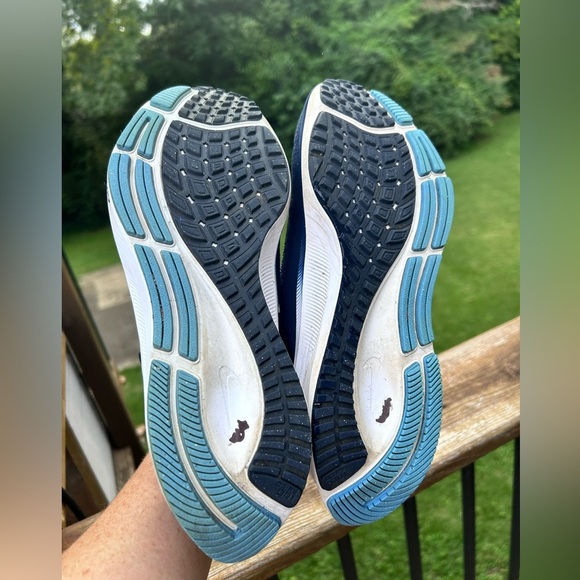 Nike North Carolina Tar Heels Air Zoom Pegasus 38 Running Shoe Sneaker UNC - Picture 5 of 5